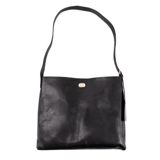 送料無料】 Hender Scheme エンダースキーマ twist buckle bag M black