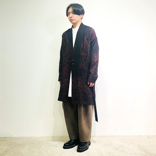 送料無料】YANTOR ヤントル Tibetan Paisley Jacquard Gown Coat RED 