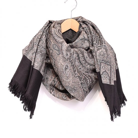 送料無料】YANTOR ヤントル Tibetan Paisley Jacquard Wool Stole GRAY