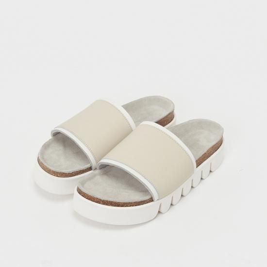 【送料無料】 Hender Scheme エンダースキーマ qn-rs-cat caterpillar White  リニューアルキャタピラー【Vibram NEWFLEX Sole】サンダル - katarino