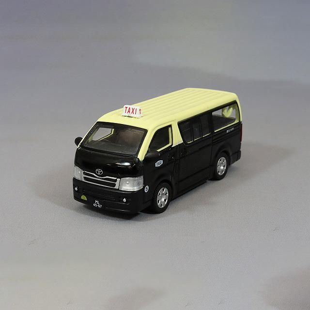 ミニカー 1/64スケール EraCar トヨタ ハイエース マカオ