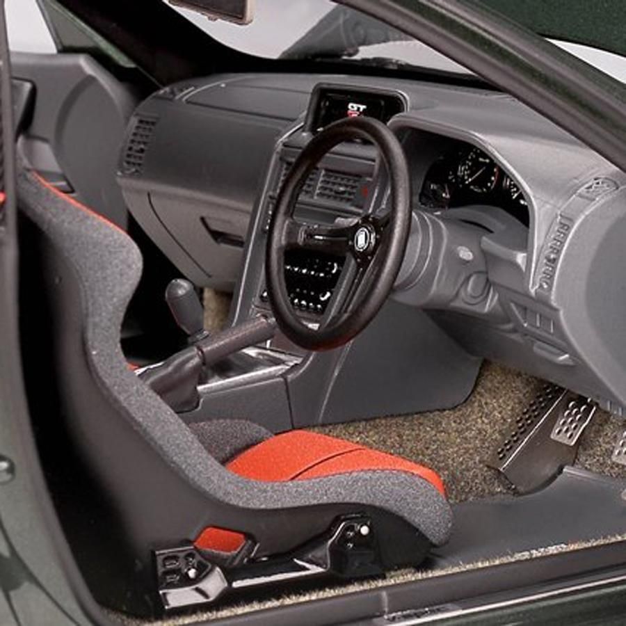 日産スカイライン 1/8スケール 12個セット ミニカー モーターヘリックス 1/18スケール M83409 Nissan