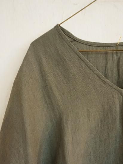 ヤンマ産業 綾リネン Vネック ワンピース ブラック yamma 新品 ヤンマ産業 綾リネンVネックワンピース ＋10㌢丈 ブラック