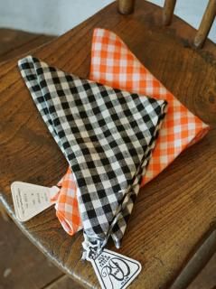 R&D.M.Co-(ɥޥ󥺥ơ顼)LINEN GINGHAM CHECK TRIANGLE SCARF