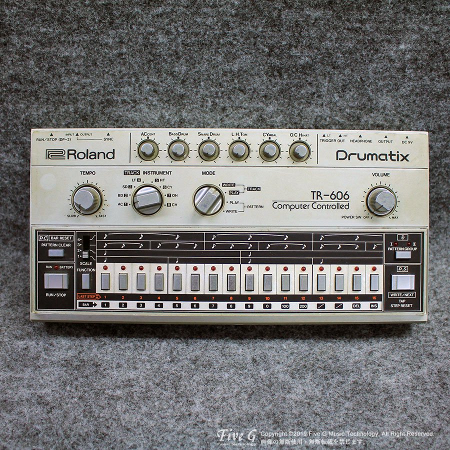 Roland | TR-606 | ヴィンテージ - Vintage - リズムマシン | Five G