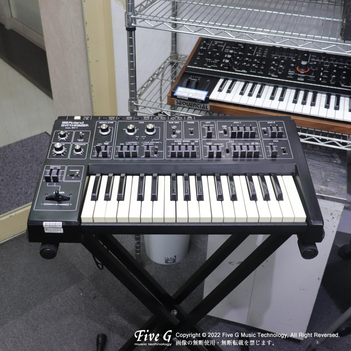 Roland ローランド SH-3A ビンテージ アナログシンセサイザー Roland SH-3a | Vintage Synth Explorer