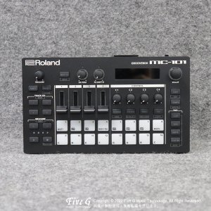 Roland | MC-101【中古】<img class='new_mark_img2' src='https://img.shop-pro.jp/img/new/icons7.gif' style='border:none;display:inline;margin:0px;padding:0px;width:auto;' />