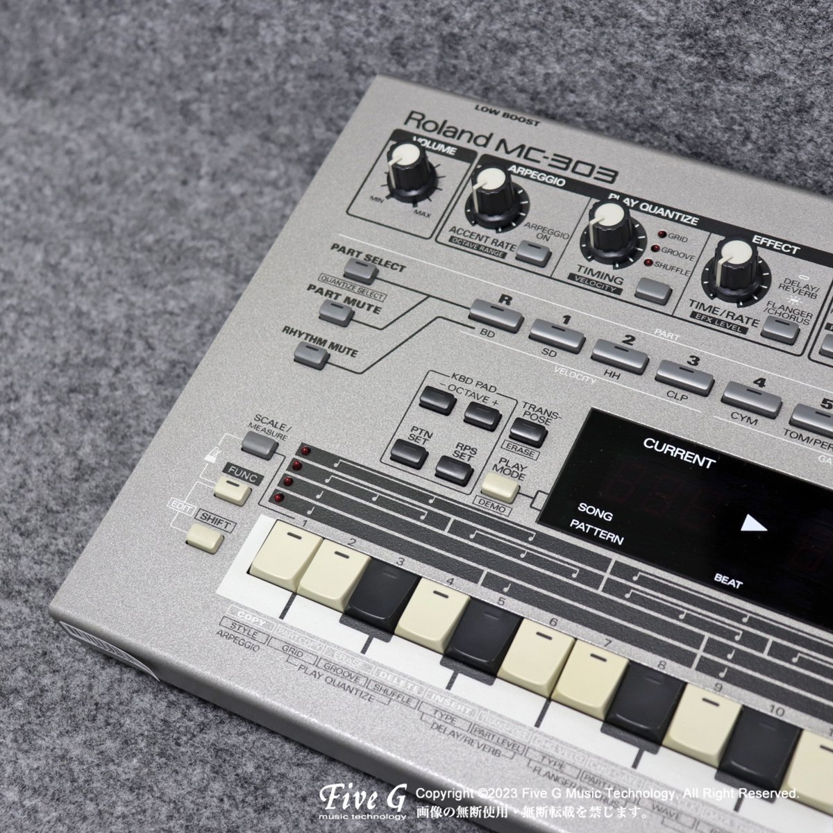 MC-303 完動品 年式の割には美品-