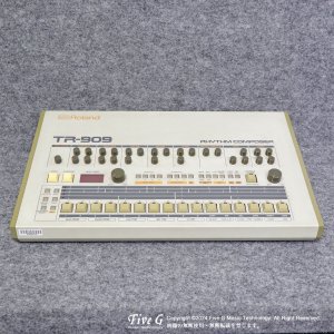 Roland | TR-909š<img class='new_mark_img2' src='https://img.shop-pro.jp/img/new/icons7.gif' style='border:none;display:inline;margin:0px;padding:0px;width:auto;' />