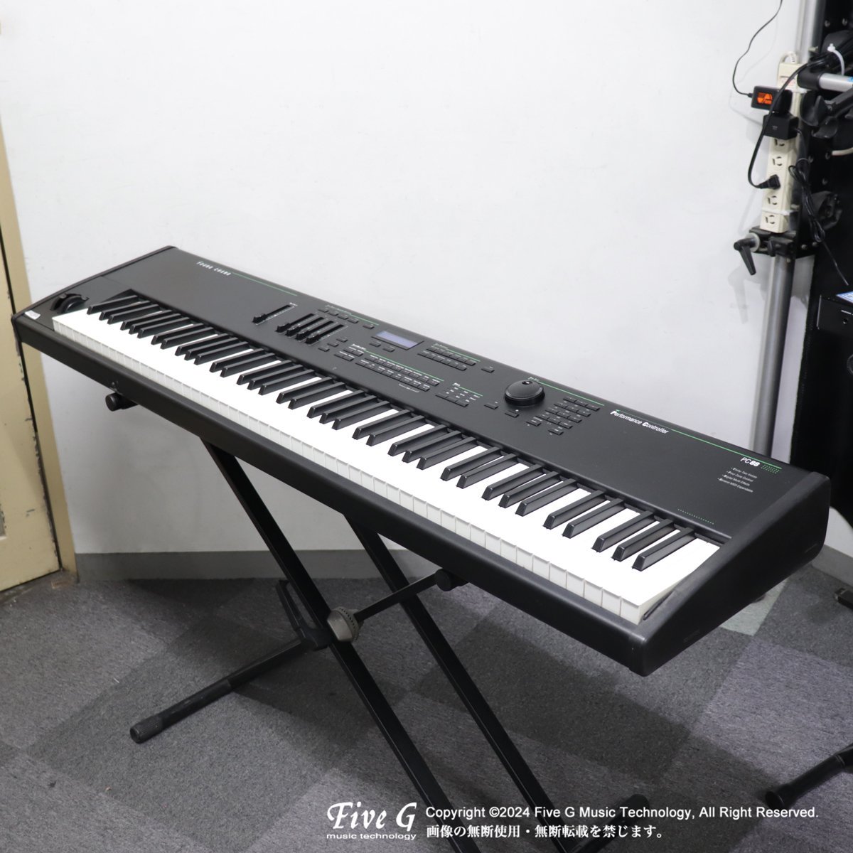 Kurzweil | PC88 | 中古 - Used - シンセサイザー キーボード | Five G music technology