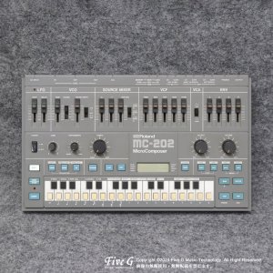 Roland | MC-202š<img class='new_mark_img2' src='https://img.shop-pro.jp/img/new/icons7.gif' style='border:none;display:inline;margin:0px;padding:0px;width:auto;' />