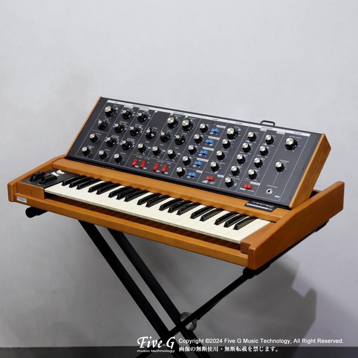 moog minimoog voyager | eBay