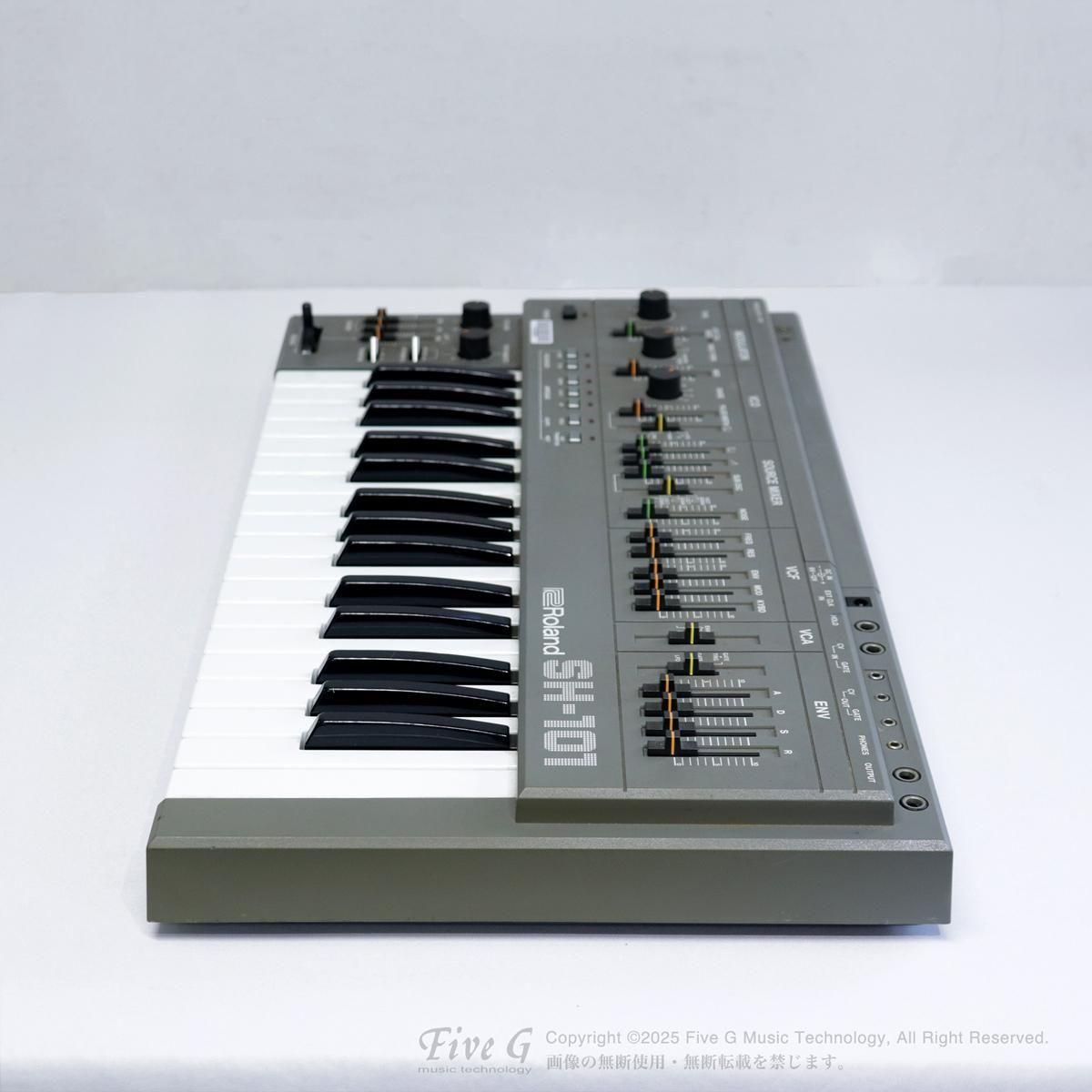 Roland SH-101 アナログシンセ 純正ショルキーストラップ/ケース付き Roland SH-101 アナログシンセ 純正ショルキーストラップ/ケース