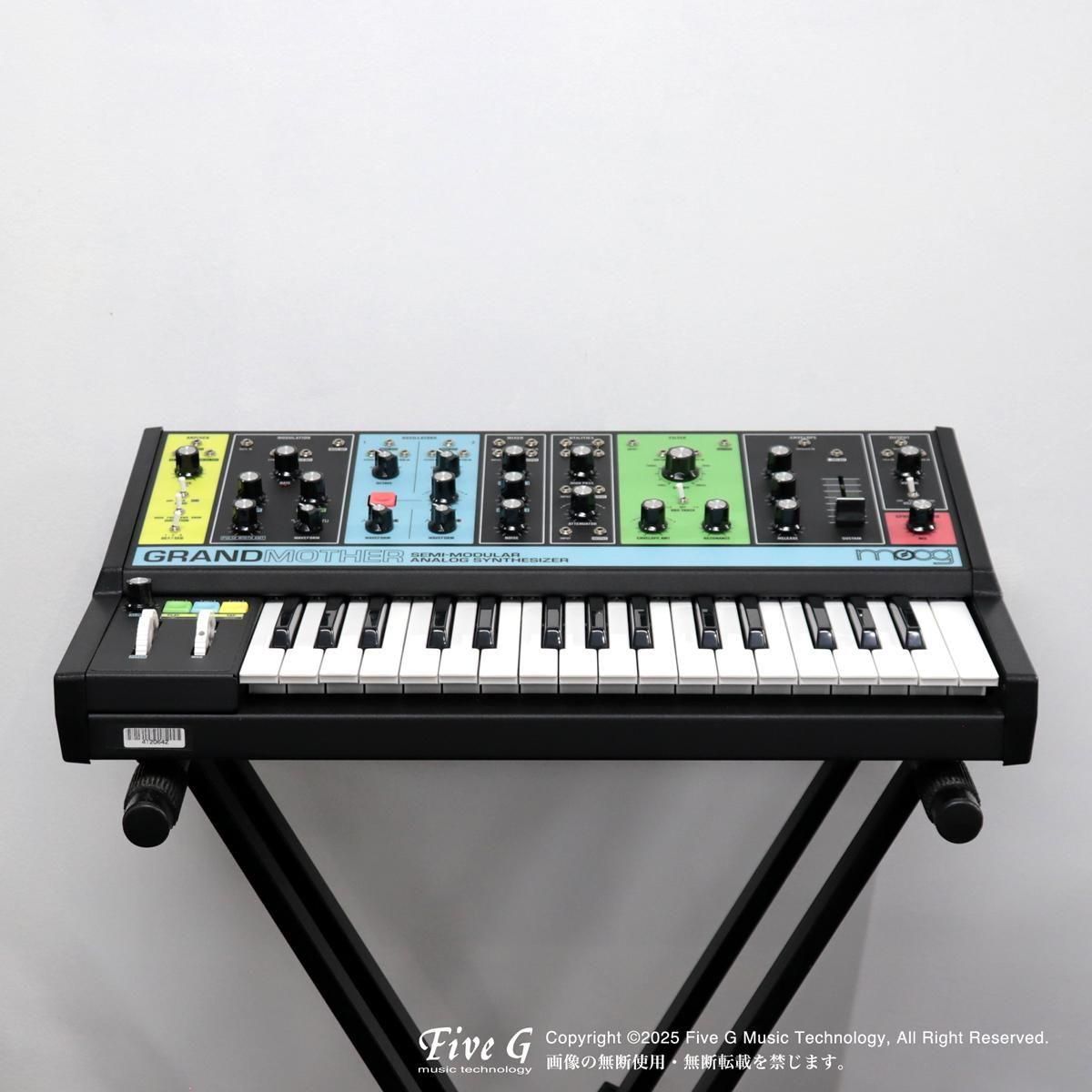 【おまけ付】Moog GRANDMOTHER アナログシンセサイザー【値下げ可】 Amazon.co.jp: moog モーグ/Grandmother セミモジュラー