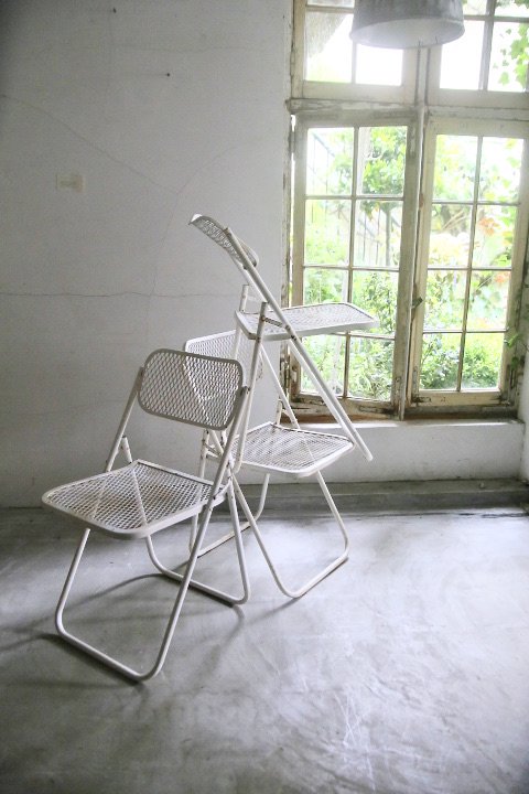Garden chair 168764349