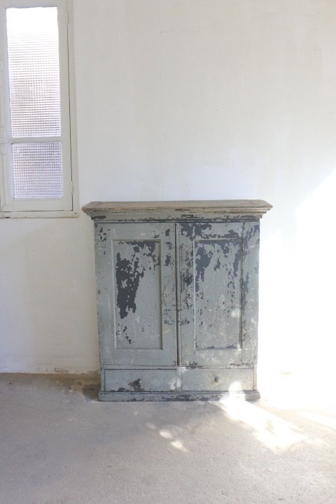 Antique cabinet 173119128