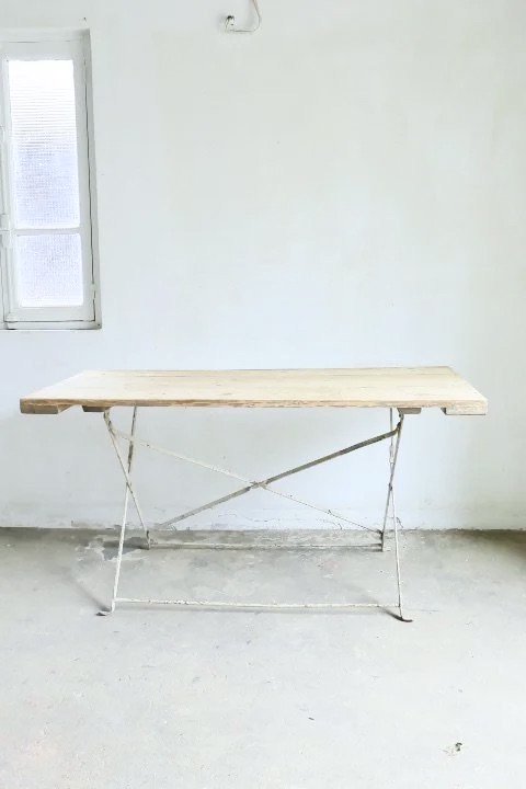 Folding Table 181467598