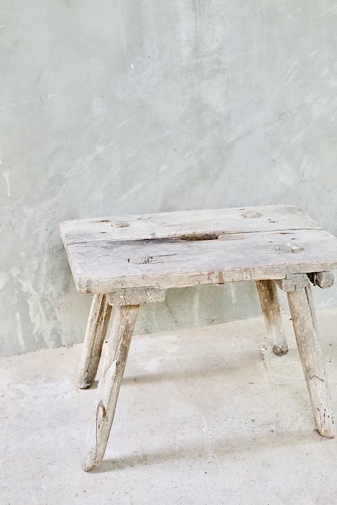 Wooden stool 181625989