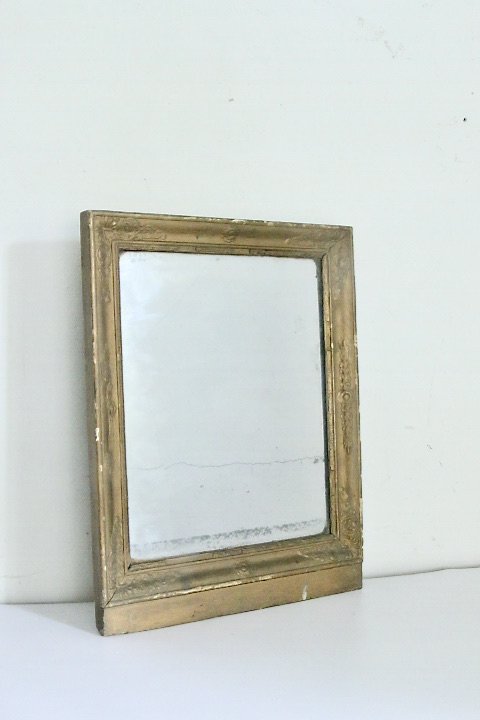 mirror 182396477