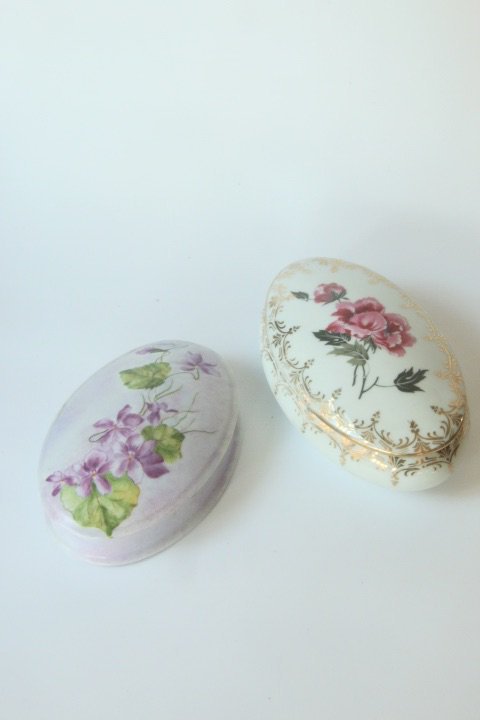 Antique ceramic case / LIMOGES