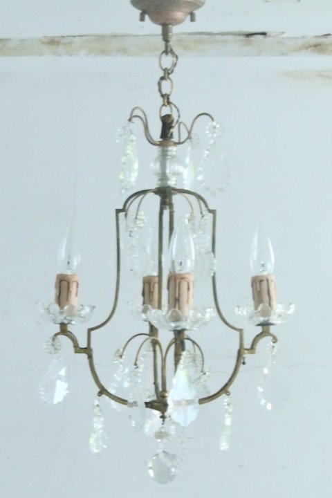 Antique chandelier 183730478