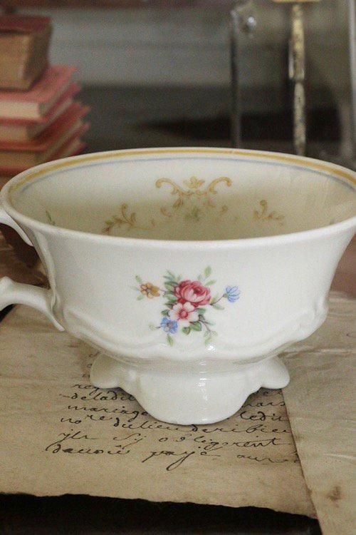フランスアンティーク ティーカップ | 小花柄 - antiques ruan