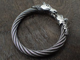 Horse Cable Wire Bangle [BG-01]
