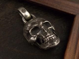 Large Skull Pendant [P-44]
