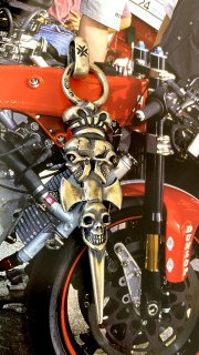 Triple Skull Dagger With Crown Pendant [P-141]