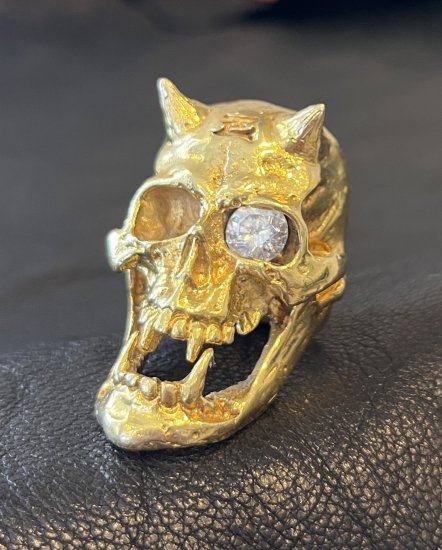 18k Gold Zaza Large Devil Skull With Diamond Eye Ring [ZR-39 