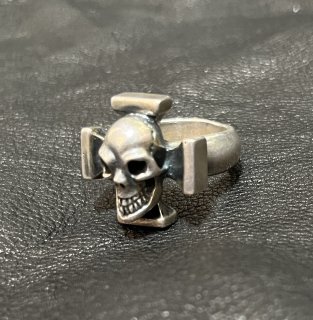 Half Skull On Square Hammer Cross Ring [R-102]