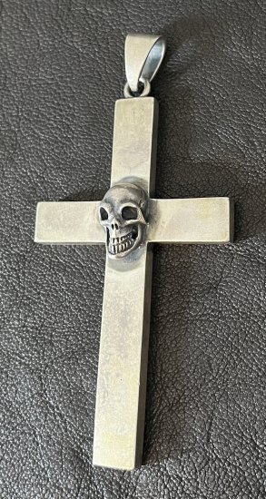 Skull On Plain Cross Pendant Full [P-212] - GABORATORY ATELIER