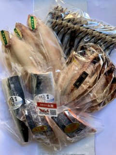 【天然】中辛紅鮭と干物のファミリーセット