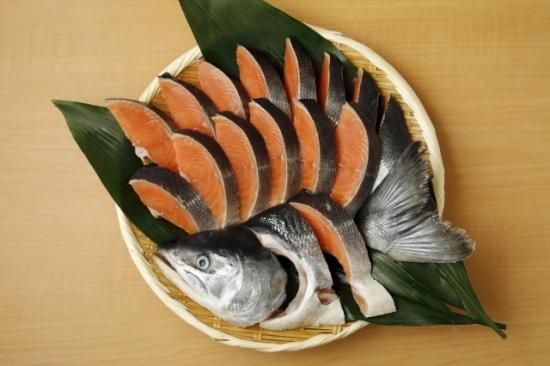 売れ筋ランキング Best2 北海道産時鮭2 6kg半身 切身で発送 気軽なお歳暮や少人数のご家庭に 築地 昭和食品 天然鮭 サーモン専門店のネット通販サイト