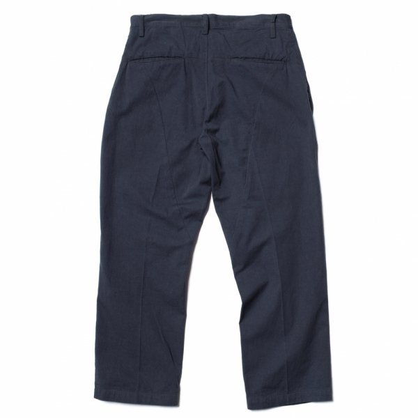 <img class='new_mark_img1' src='https://img.shop-pro.jp/img/new/icons20.gif' style='border:none;display:inline;margin:0px;padding:0px;width:auto;' />DEEP TUCK WIDE PANTS