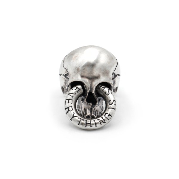 SKULL RING WITH BANNER RING