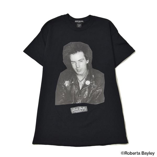 ROBERTA BAYLEY CREW TEE - Sid sitting