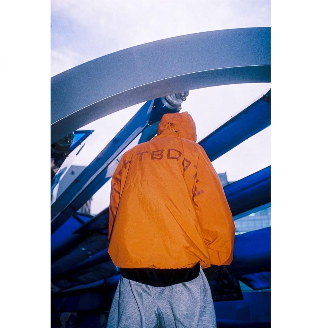 - Tightbooth - BIG LOGO ANORAK - STRANGLE