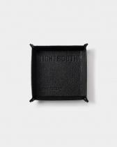 <img class='new_mark_img1' src='https://img.shop-pro.jp/img/new/icons2.gif' style='border:none;display:inline;margin:0px;padding:0px;width:auto;' />-TIGHTBOOTH-  SQUARE LEATHER TRAY