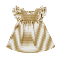 <b>QUINCY MAE</b><br>21ss FLUTTER DRESS<br>GOLD-STRIPE