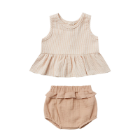 <b>QUINCY MAE</b><br>21ss SLEEVELESS PEPLUM SET<br>PETAL-STRIPE