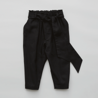<b>eLfinFolk</b><br>CHANEL ribbon pants</br>black