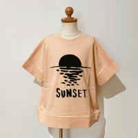 <b>6vocaLe</b></br>23ss LOGOTシャツ<br>SALMON PINK<img class='new_mark_img2' src='https://img.shop-pro.jp/img/new/icons1.gif' style='border:none;display:inline;margin:0px;padding:0px;width:auto;' />