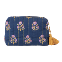 <b>LOUISE MISHA</b></br>23aw Pouch Teiki<br>MIDNIGHT GRANADA MEADOW<img class='new_mark_img2' src='https://img.shop-pro.jp/img/new/icons1.gif' style='border:none;display:inline;margin:0px;padding:0px;width:auto;' />