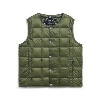 <b>TAION</b><br>23aw KIDS CREW  NECK  BUTTON  DOWN  VEST [ BASIC ]  with STORAGE BAG<br>OLIVE <img class='new_mark_img2' src='https://img.shop-pro.jp/img/new/icons1.gif' style='border:none;display:inline;margin:0px;padding:0px;width:auto;' />