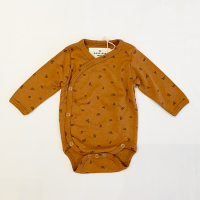 <b>MONSIEUR MINI</b><br>23aw Wrap Onesie tiny croissant AOP<br>Brown <img class='new_mark_img2' src='https://img.shop-pro.jp/img/new/icons1.gif' style='border:none;display:inline;margin:0px;padding:0px;width:auto;' />