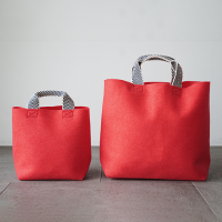 <b>hint hint</b><br>BAG 09<br>3 RED <img class='new_mark_img2' src='https://img.shop-pro.jp/img/new/icons1.gif' style='border:none;display:inline;margin:0px;padding:0px;width:auto;' />