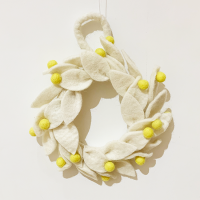 <b>Merrymerry</b><br>Leaf wreath<br>White