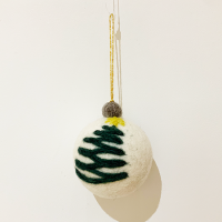 <b>Merrymerry</b><br>Felt ball ornament<br>Tree<img class='new_mark_img2' src='https://img.shop-pro.jp/img/new/icons1.gif' style='border:none;display:inline;margin:0px;padding:0px;width:auto;' />