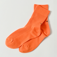 <b>EAST END HIGHLANDERS</b><br>24ss SOX-001<br>Neon Orange<img class='new_mark_img2' src='https://img.shop-pro.jp/img/new/icons1.gif' style='border:none;display:inline;margin:0px;padding:0px;width:auto;' />